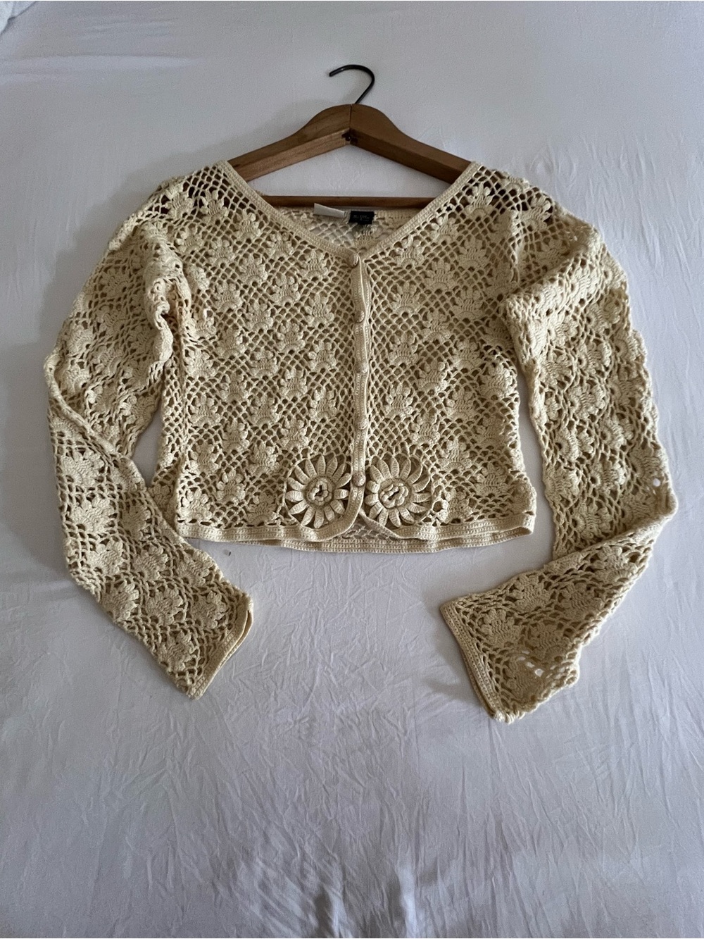 Crochet Floral Accent Cream Cardigan